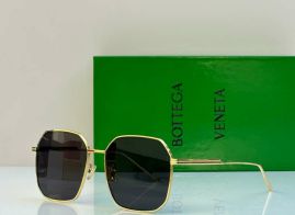 Picture of Bottega Veneta Sunglasses _SKUfw55533301fw